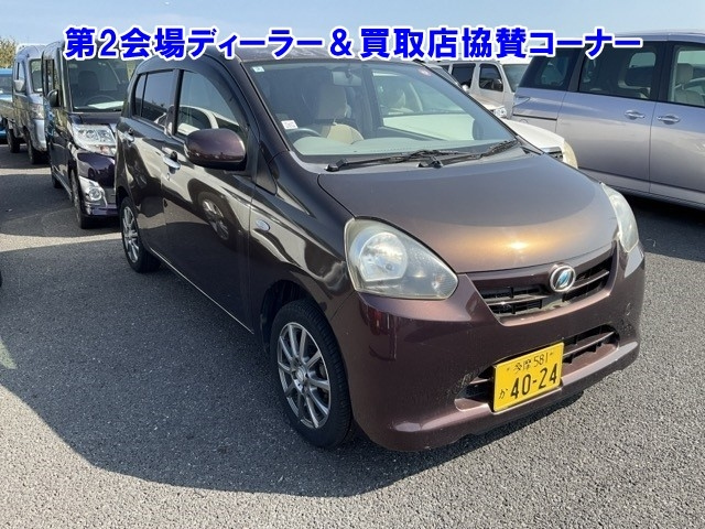 DAIHATSU MIRA E S 2012
