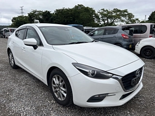 MAZDA AXELA 2016