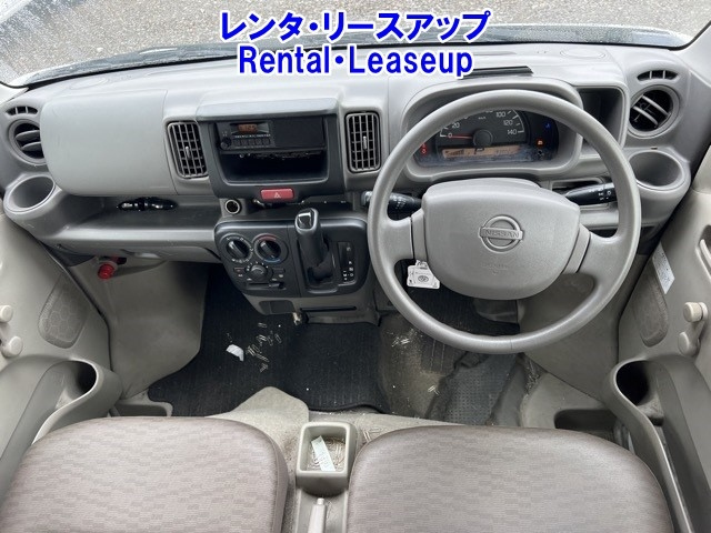 NISSAN CLIPPER VAN 2017