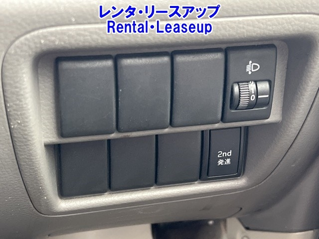 NISSAN CLIPPER VAN 2017