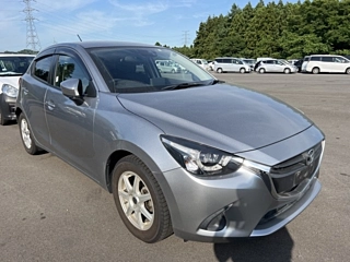 MAZDA DEMIO 2016