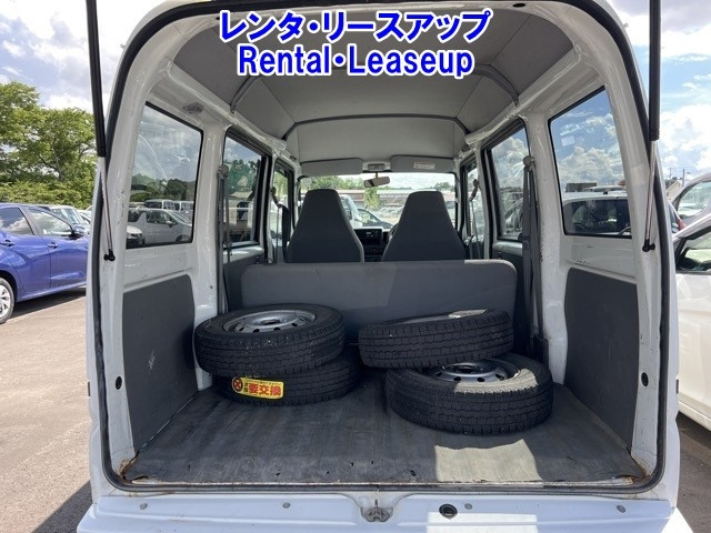 MITSUBISHI MINICAB VAN 2011