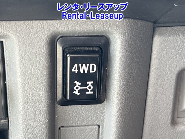 MITSUBISHI MINICAB VAN 2011