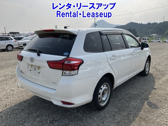 TOYOTA COROLLA FIELDER 2016