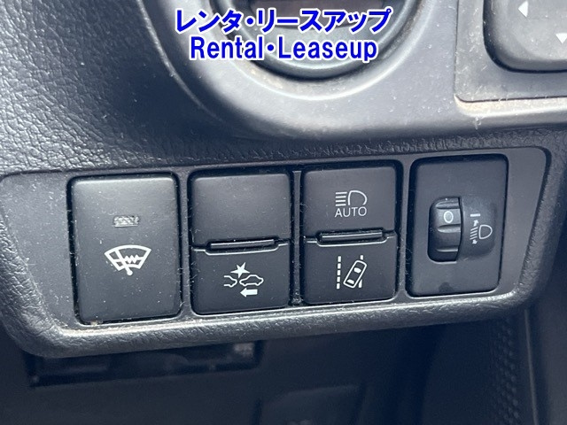 TOYOTA COROLLA FIELDER 2019