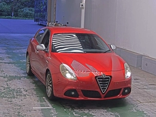 Заказать ALFAROMEO GIULIETTA