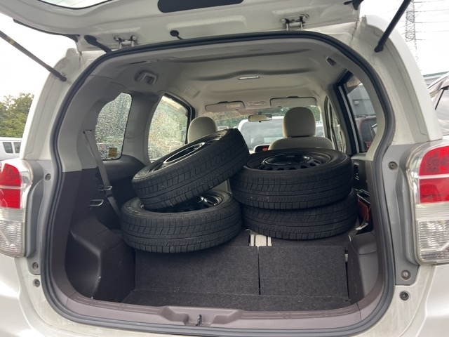 TOYOTA SPADE 2013