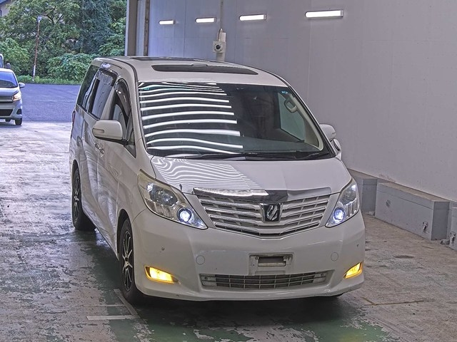 TOYOTA ALPHARD 2008