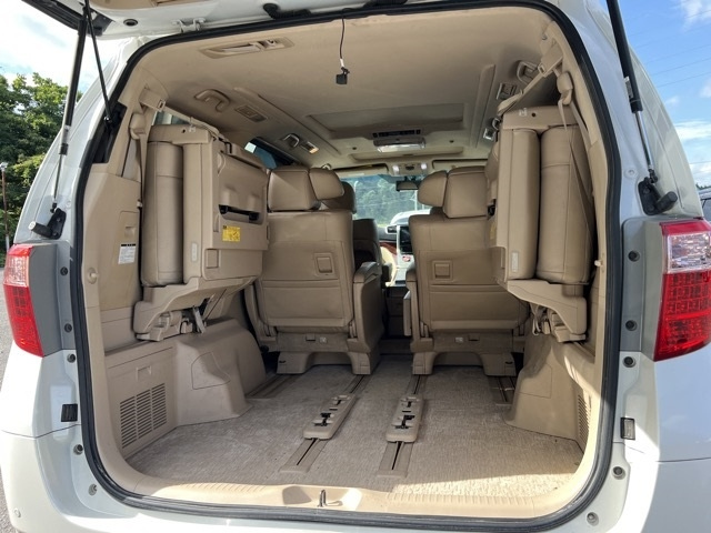 TOYOTA ALPHARD 2008
