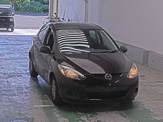 MAZDA DEMIO 2010