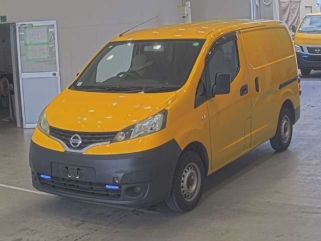 NISSAN NV200 2014