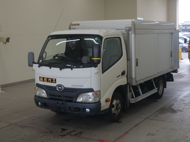 HINO DUTRO 2012