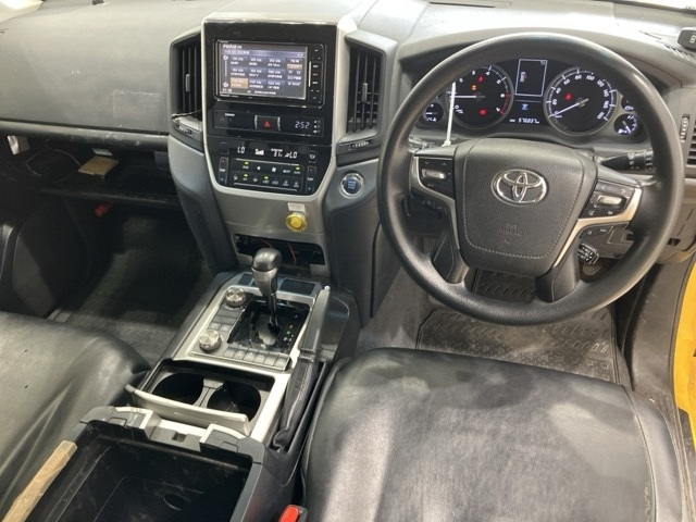 TOYOTA LAND CRUISER 2017