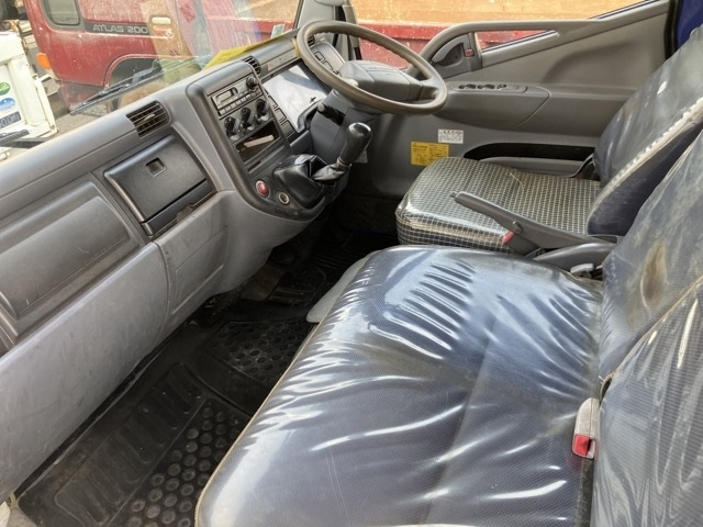 MITSUBISHI CANTER 2010