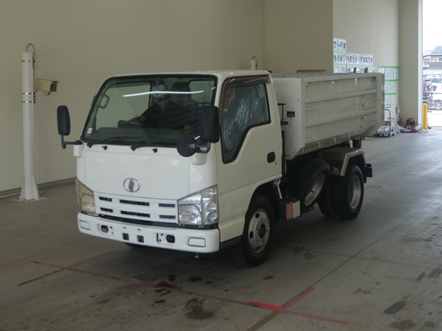 NISSAN ATLAS 2008