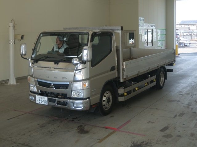 MITSUBISHI CANTER 2019
