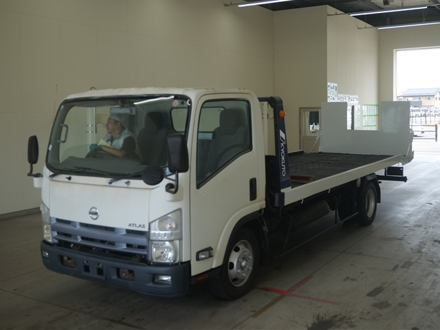 NISSAN ATLAS 2011