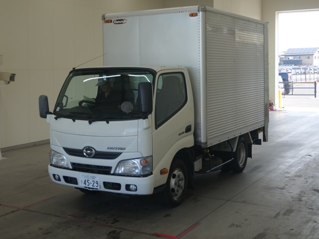 HINO DUTRO 2015