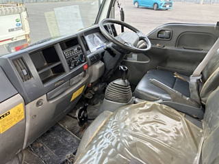 ISUZU ELF 2013