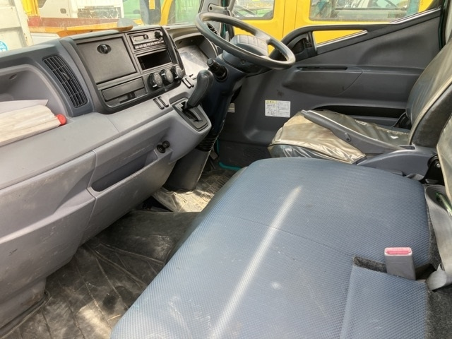 MITSUBISHI CANTER 2014