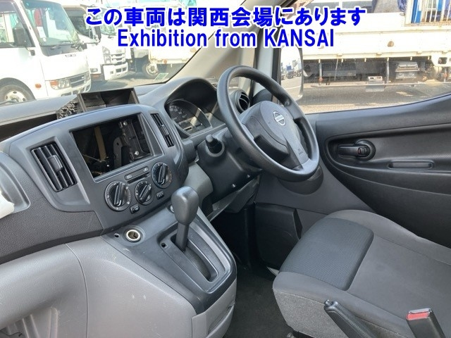 NISSAN NV200 2015