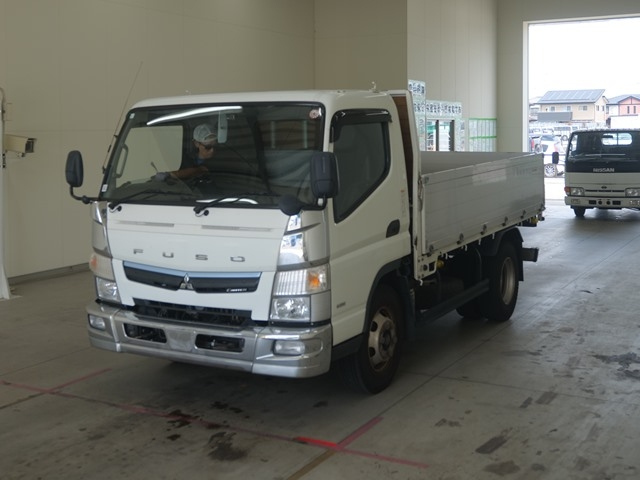 MITSUBISHI CANTER 2019