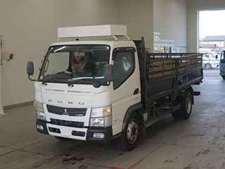 MITSUBISHI FUSO TRUCK 2015