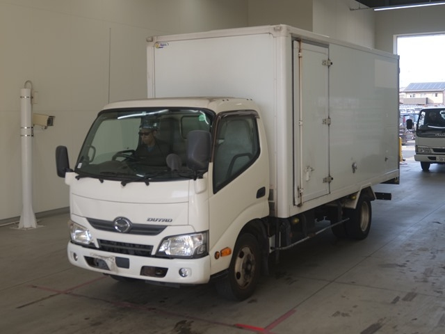 HINO DUTRO 2017