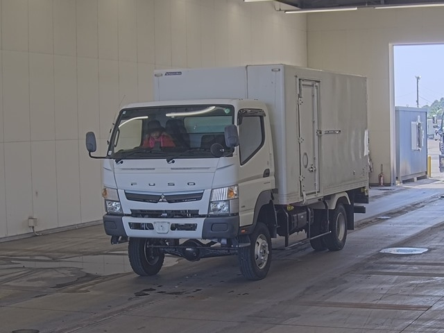 MITSUBISHI CANTER 2019