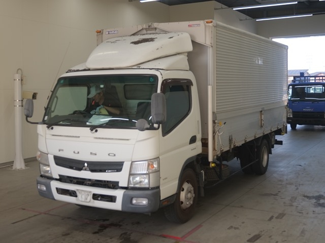 MITSUBISHI CANTER 2014