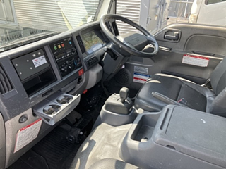 ISUZU ELF 2011