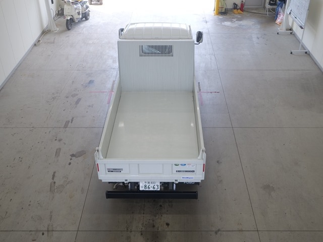 MITSUBISHI CANTER 2024