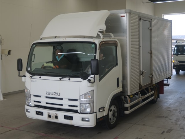 ISUZU ELF 2012