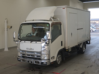 ISUZU ELF 2011