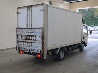 ISUZU ELF 2011