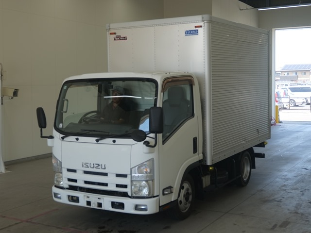 ISUZU ELF 2012