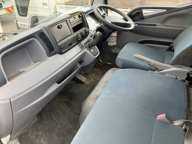 MITSUBISHI CANTER 2012