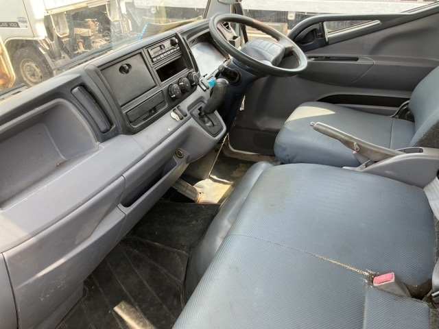 MITSUBISHI CANTER 2014