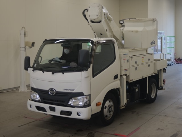 HINO TRUCK 2018
