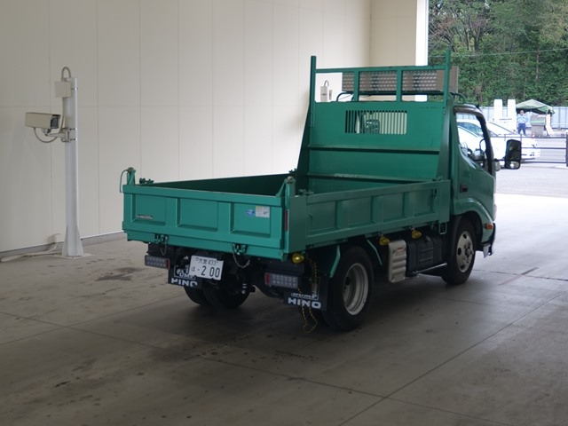 HINO DUTRO 2023