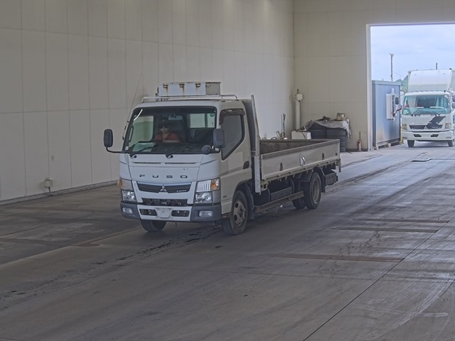 MITSUBISHI CANTER 2016
