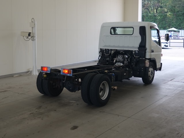 MITSUBISHI CANTER 2013