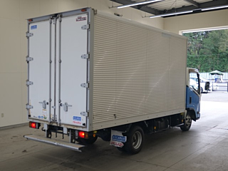 ISUZU ELF 2013