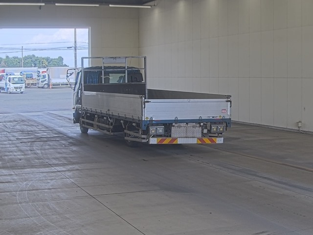MITSUBISHI FUSO FIGHTER 2015