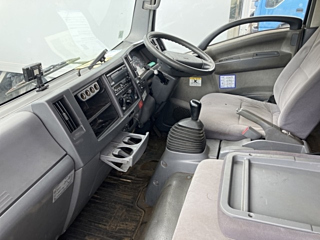 ISUZU ELF 2009