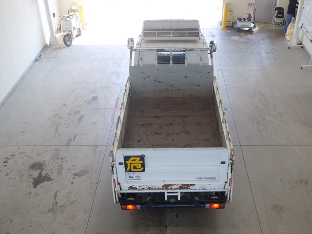 MITSUBISHI CANTER 2013