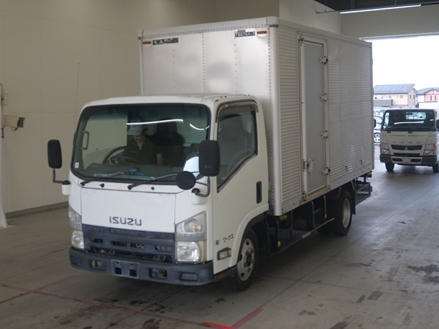ISUZU ELF 2008