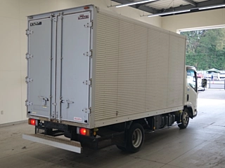 ISUZU ELF 2008