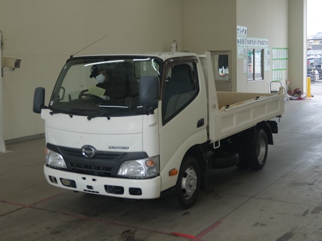 HINO DUTRO 2016