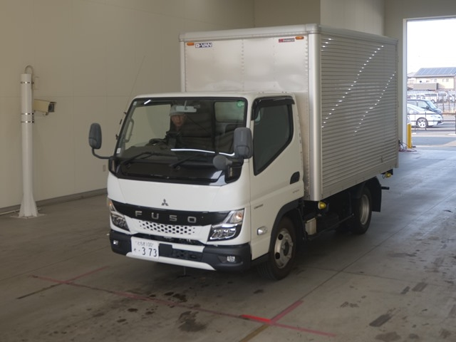 MITSUBISHI CANTER 2022